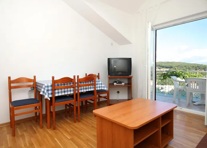 Lägenhet 8765b Jelsa (Hvar)
