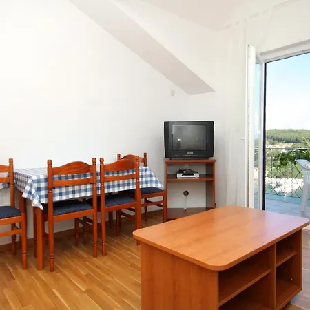 Appartamento 8765b Jelsa (Hvar)